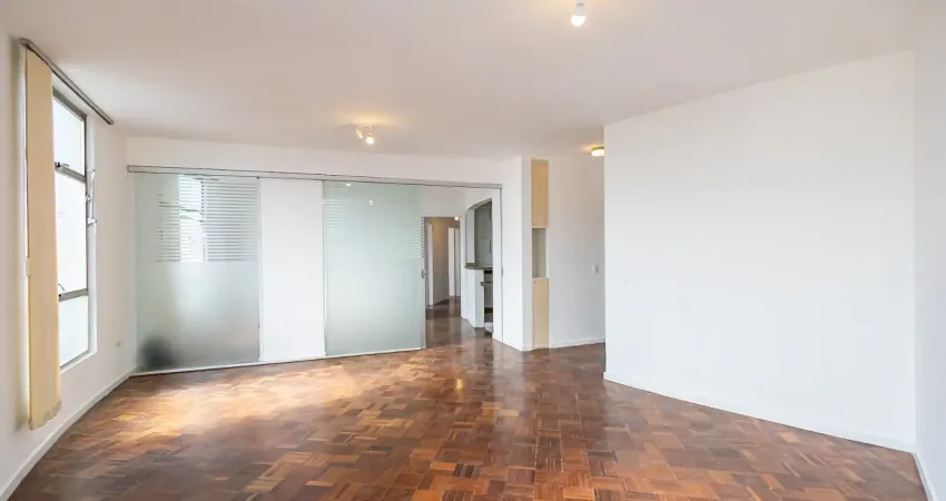Apartamento c/ 3 quartos (1 suite), com 140 m² total e 108 m² de área privativa, localizado no centro, próximo ao teatro guaira e ufpr