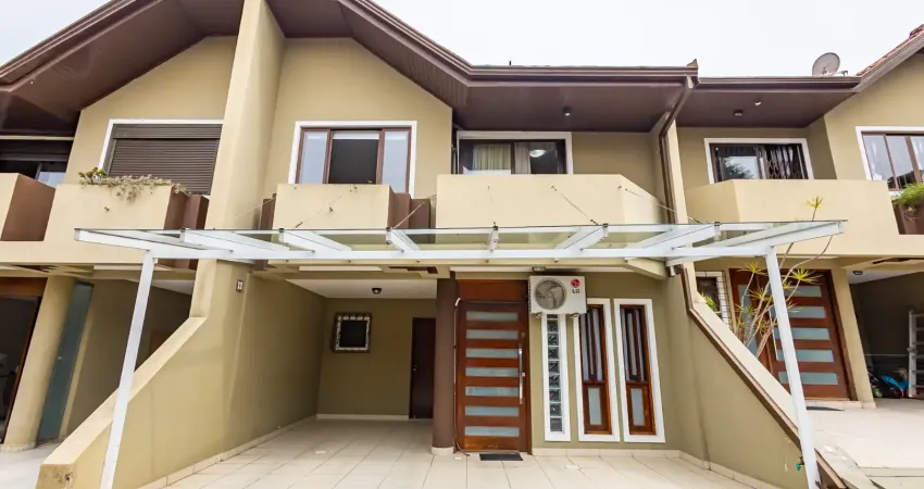 Sobrado triplex com 140 mt , 3 quartos, 1 suíte, em condomínio fechado no pilarzinho ao lado do são lourenço- curitiba- pr