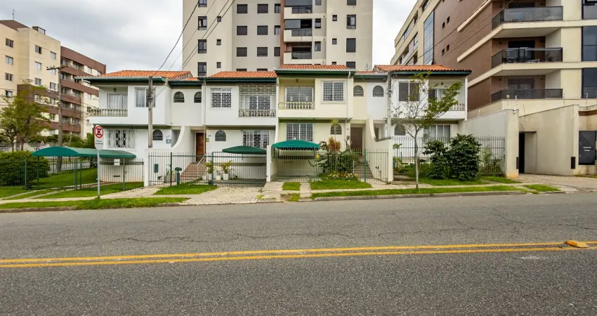 Sobrado 3 quartos com suíte no cabral – excelente localização