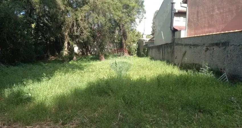 Terreno em Condomínio Fechado em Santa Felicidade - Terreno Plano
