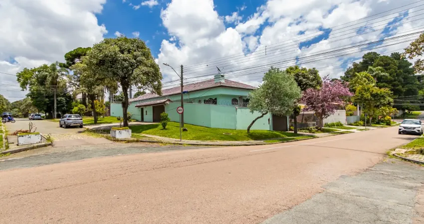 Casa térrea com 205 m², 5 quartos - Bairro Jardim das Américas – Curitiba/PR