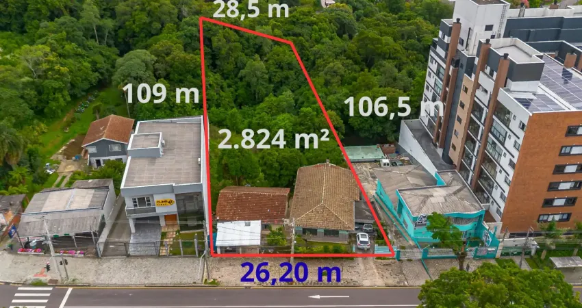 Terreno à venda, ampla testada (26 x 109) - Bom Retiro - Curitiba/PR