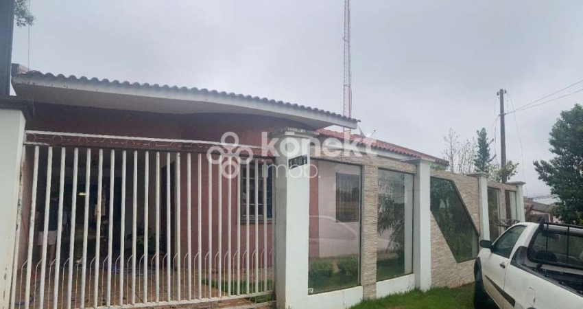 Casa com 3 quartos à venda no Jardim Clarito, Cascavel 
