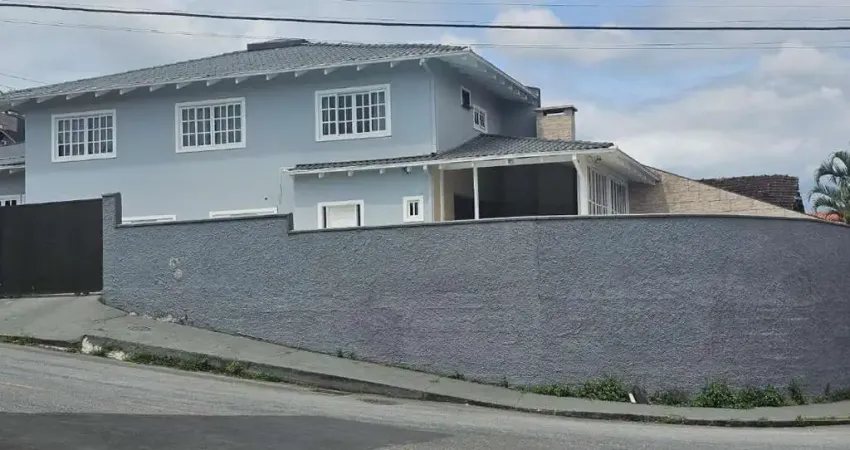 Guanabara - sobrado com 249,14 m2, lugar alto, excelente padrão