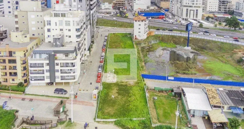 Excelente investimento - terreno 2.000 m² - beira mar - meia praia - itapema - sc
