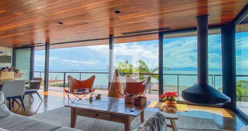 Maravilhosa casa em condomínio fechado com vista para o mar - cacupé