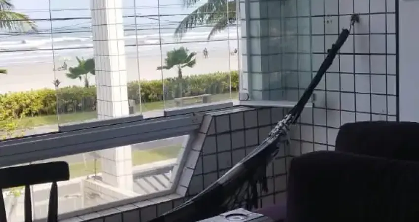 Kitnet / Stúdio à venda na Rua Vinte e Seis, 15000, Jardim Imperador, Praia Grande