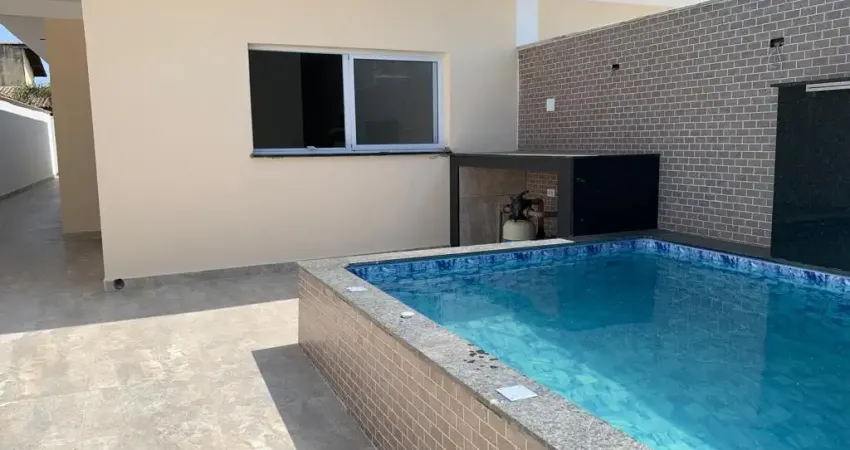 Casa nova 03 dormitorios piscina 800 metros do mar em itanhaém