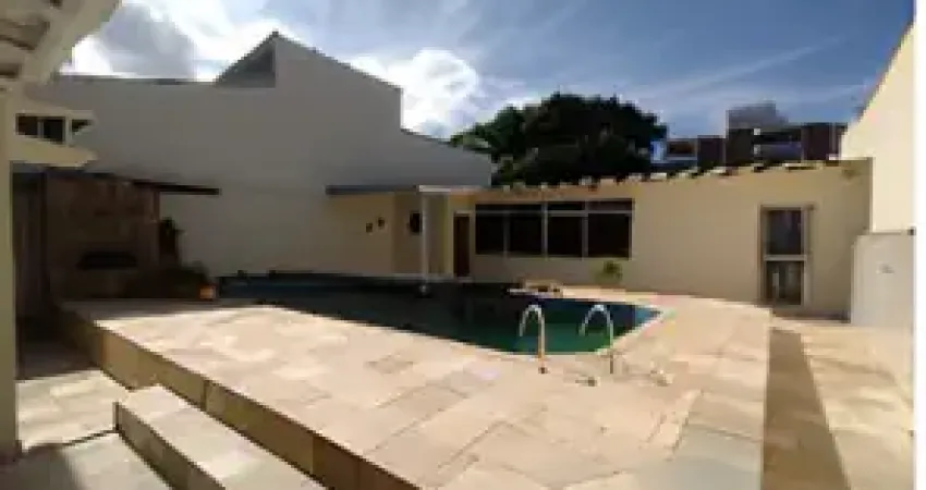 Mezanino com 03 dormitorios centro de mongagua 150 metros do mar