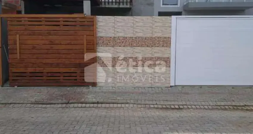 Sobrado Mobiliado de Excelente Qualidade com Ótima Localização em Ilhota-SC.