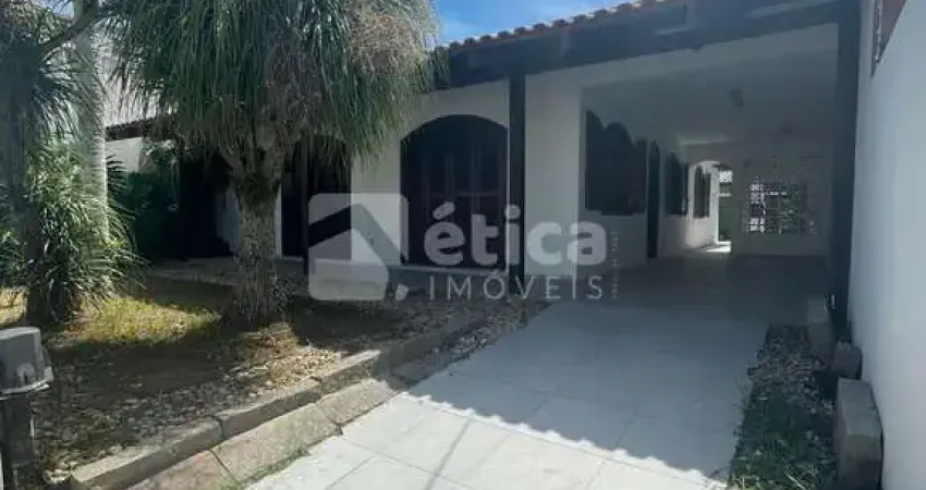 Locação Casa no bairro Ressacada com 3 Quartos em Itajaí