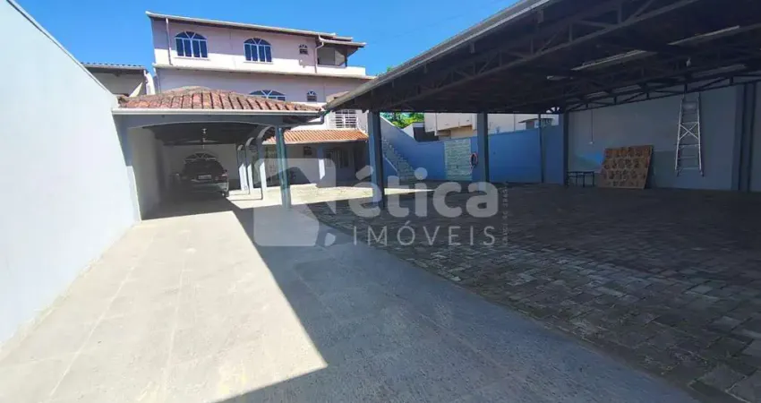 Excelente apartamento em ambiente familiar, no bairro são joão.