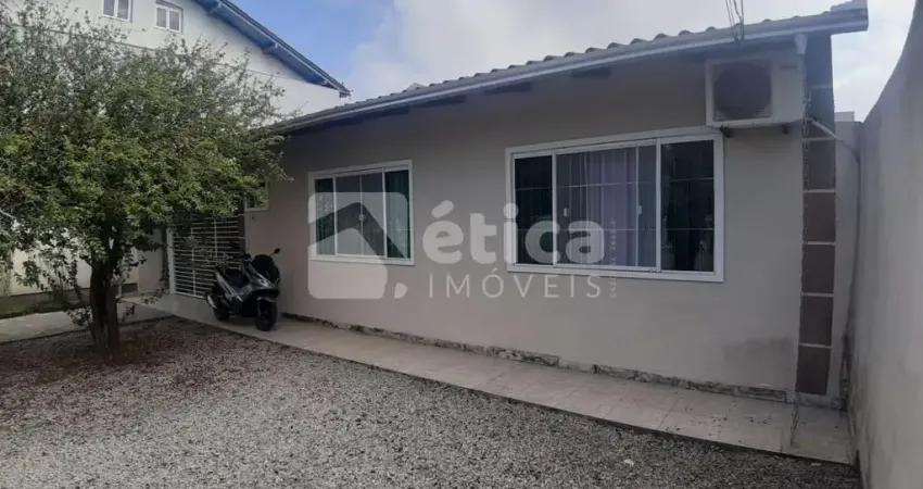 Casa com 2 quartos à venda na Max Tavares DAmaral, 233, Cordeiros, Itajaí
