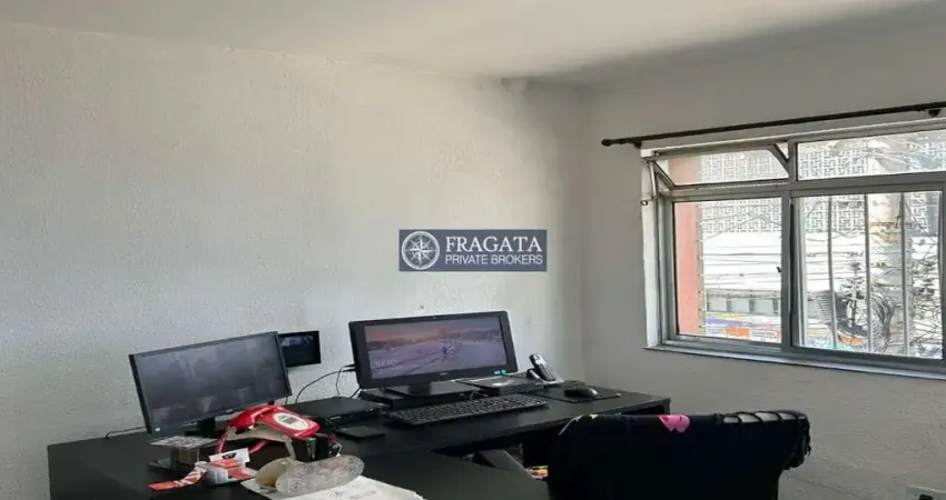 Barracão / Galpão / Depósito à venda na Rua Pais Leme, --, Pinheiros, São Paulo