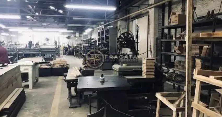 Barracão / Galpão / Depósito à venda na Rua Espártaco, --, Vila Romana, São Paulo