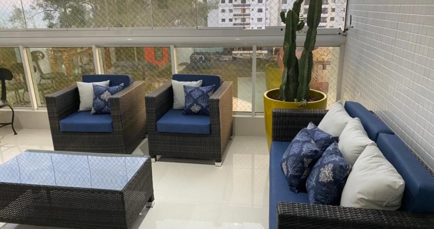 Excelente apartamento 03 quartos na Praia do Pecado