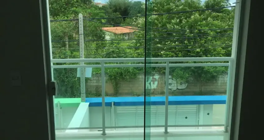 Excelente casa na Granja dos Cavaleiros com 03 quartos