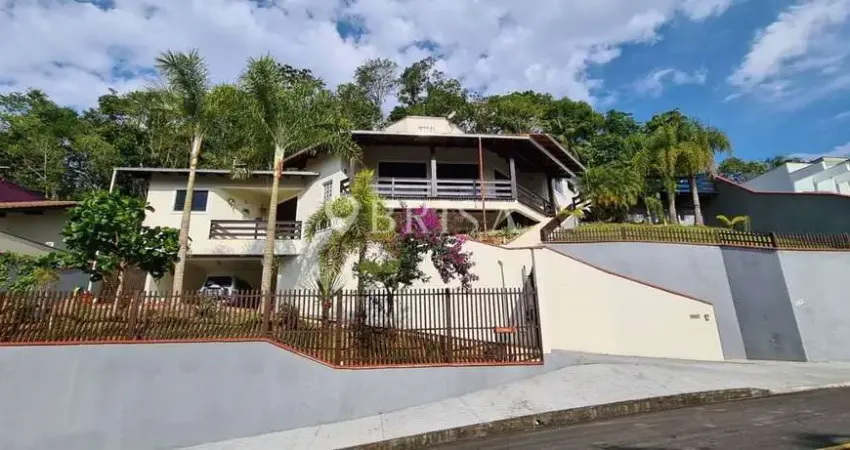 Casa com 5 quartos à venda no Amizade, Jaraguá do Sul 