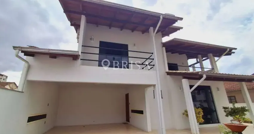 Casa com 3 quartos à venda na Vila Baependi, Jaraguá do Sul 
