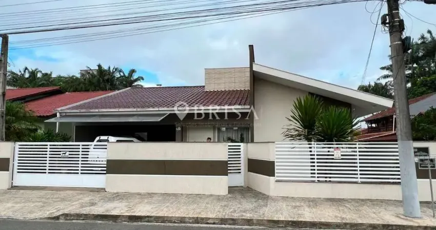 Casa com 3 quartos à venda na Vila Lalau, Jaraguá do Sul 