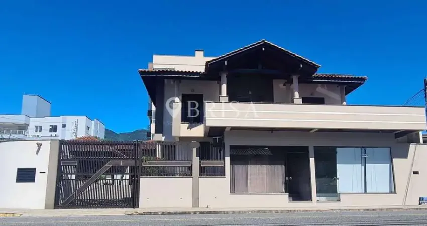Casa com 3 quartos à venda na Vila Lalau, Jaraguá do Sul 