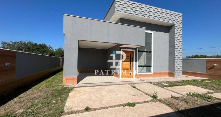 Casa com 3 dormitórios à venda, 106 m² por R$ 540.000,00 - Itaipuaçu - Maricá/RJ