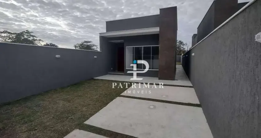 Casa com 2 Quartos, sendo 1 suíte à venda, 82 m² por R$ 440.000 - São Bento da Lagoa - Maricá/RJ