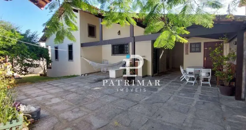 Casa com 2 dormitórios à venda, 107 m² por R$ 520.000,00 - Itaipuaçu - Maricá/RJ