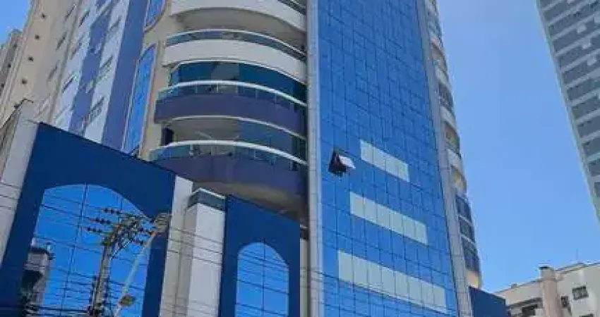 Apartamento com 4 quartos à venda na Rua 207, Meia Praia, Itapema