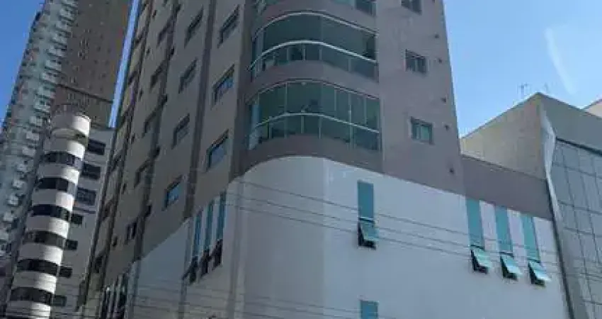 Apartamento com 3 quartos à venda na Rua 224, Meia Praia, Itapema