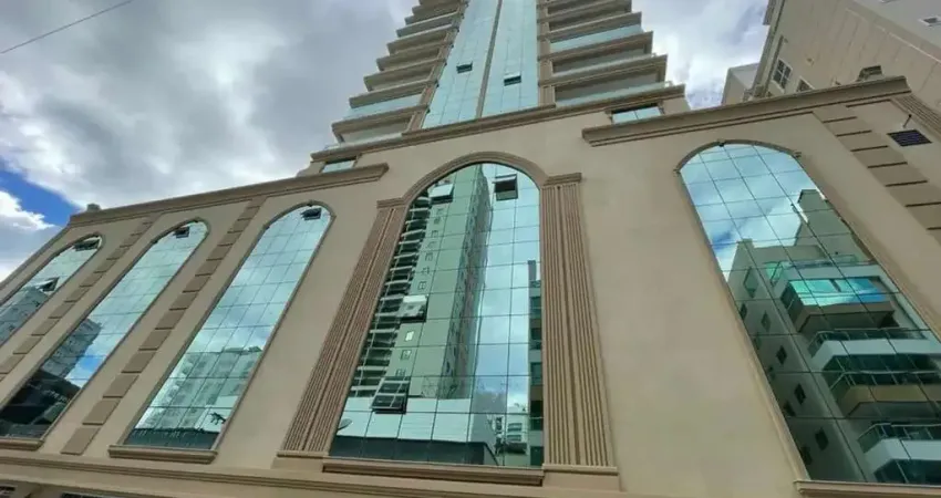 Apartamento com 3 quartos à venda na Avenida 276, Meia Praia, Itapema