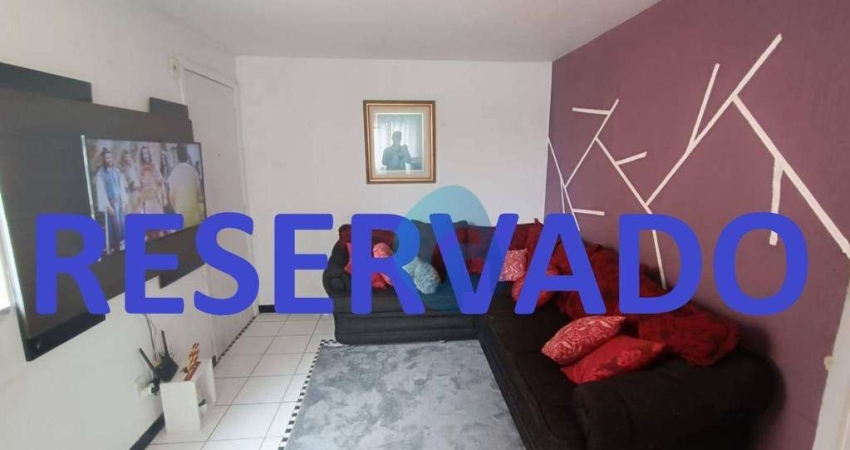Apartamento com 2 dormitórios à venda, 41 m² por R$ 179.000,00 - Santo Antônio - São José dos Pinhais/PR