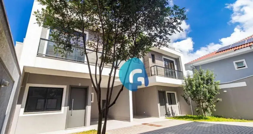 Sobrado com 3 dormitórios à venda, 119 m² por R$ 704.990,00 - Xaxim - Curitiba/PR