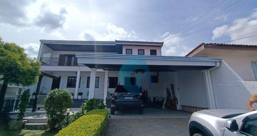 Sobrado com 3 dormitórios à venda, 256 m² por R$ 1.350.000,00 - Barreirinha - Curitiba/PR