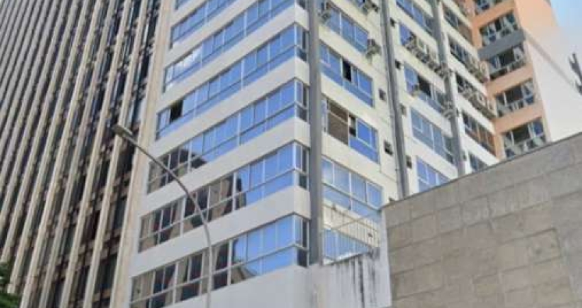 Sala comercial 90 m², dividida em recepção, copa, banheiro e ambiente para dois (escritórios -consultórios) Curitiba PR