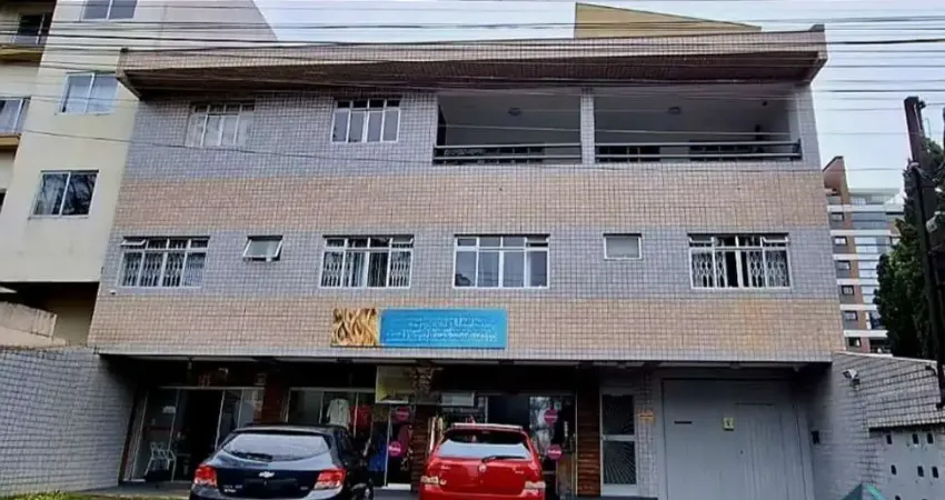 Prédio/comercial/residencial, 04 Cj e 02 lojas, + Casa com 07 suítes, no Bacacheri em Curitiba PR