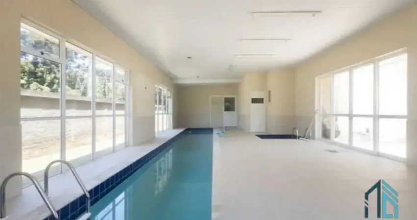 Casa com 620 m², 04 suítes, 04 vagas em condomínio no Orleans/Santa Felicidade em Curitiba PR
