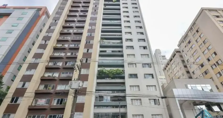 Apartamento Mobiliado, 03 quartos c/suíte, 02 vagas, 30 metros do shopping no Batel/Água Verde em Curitiba PR