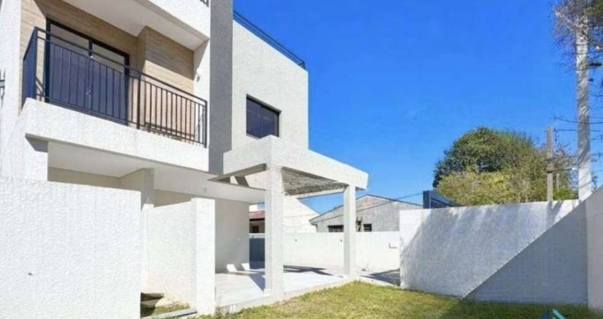 Sobrado com Ático, Terraço, 03 quartos c/suíte, Santa Felicidade em Curitiba PR
