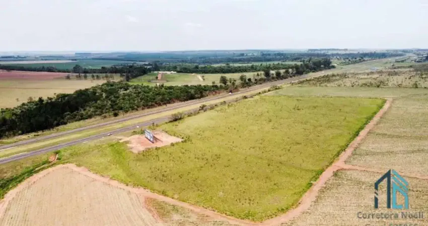 Área para postos de combustíveis, restaurantes e galpões logísticos, Rod. Castelo Branco SP