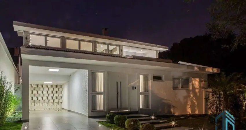 Casa em condomínio, 04 quartos sendo 03 suítes, piscina, área de lazer, em santa felicidade curitiba pr