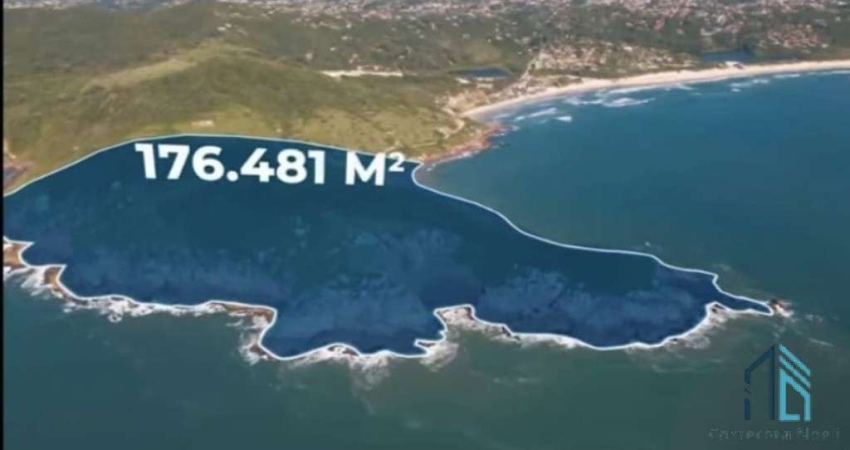 TERRENO COM TOTAL DE 176.481,50 m2, BEIRA MAR, NA 'PRAIA DO ROSA', EM IMBITUBA, SC.