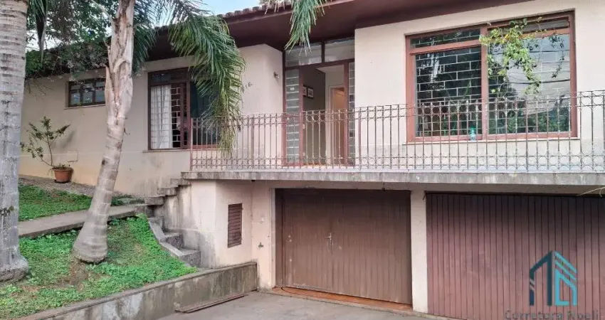 Terreno com Casa 04 quartos, ótima localização medindo, 953,54m², no Boa Vista em Curitiba PR