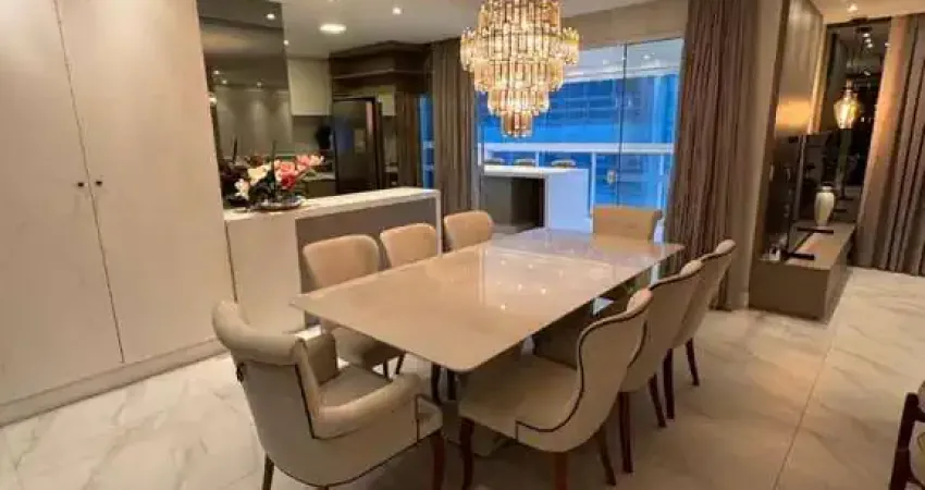 Apartamento lindo, 03 suítes, 03 vagas, Mobiliado, Meia Praia em Itapema SC