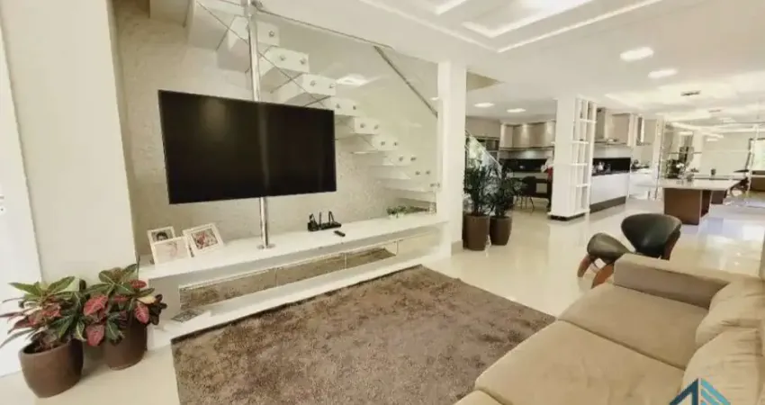 Casa linda, 03 quartos c/suíte e 02 demi suítes, piscina, 07 vagas no centro - colombo - pr