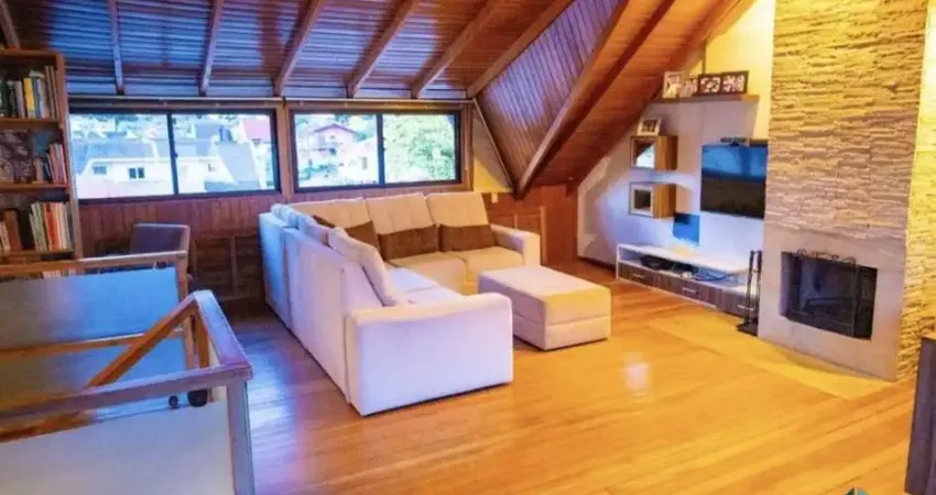 Sobrado mobiliado lindo, com ático e área de lazer, no jardim das américas em curitiba pr