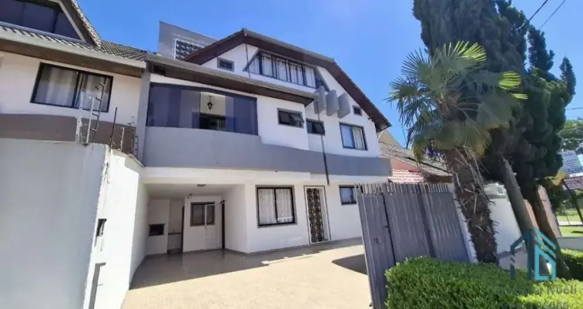 Sobrado semi mobiliado, 05 quartos c/suíte, ático, 04 vagas no jardim das américas em curitiba -pr