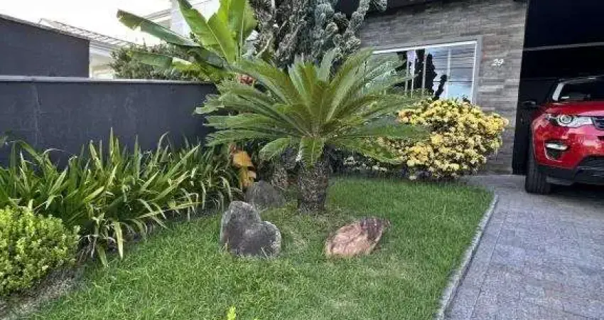 Casa com 3 quartos à venda na Rua Adalberto Schmalz, 401, Glória, Joinville