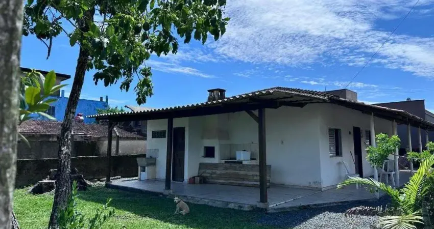 Casa com 5 quartos à venda no Ubatuba, São Francisco do Sul 