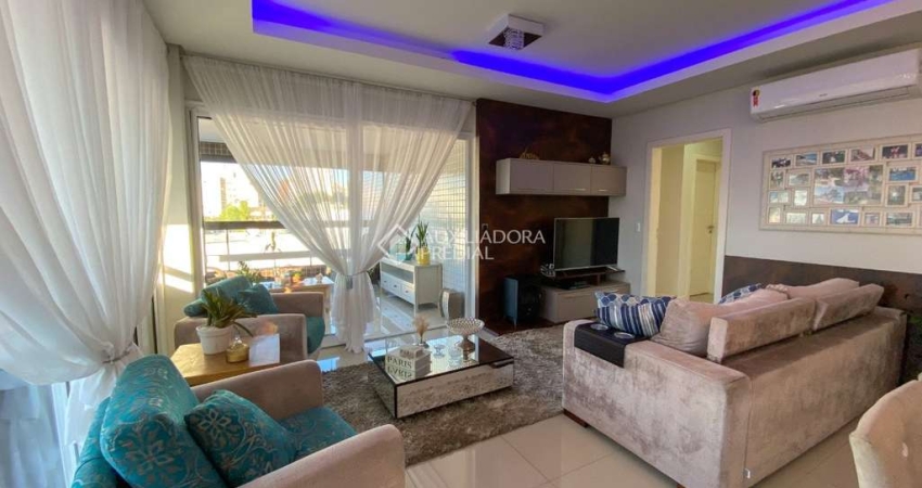 Apartamento com 3 quartos à venda na Rua Pedro Ardêmio Hilgert, 80, Centro, Canoas